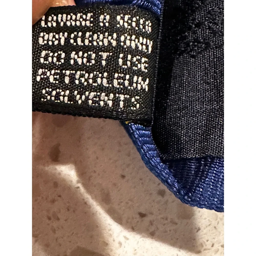 Gucci silk necktie